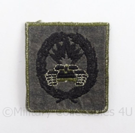 KL Landmacht vaardigheids borst embleem Pantserbestrijdingssystemen - GVT - afmeting 4,5 x 5 cm - origineel