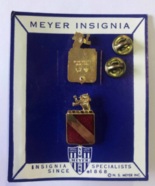 US 35th Field Artillery Regiment unit crest Paar metaal - maker MEYER - origineel