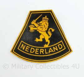 Defensie onbekend model embleem mouwleeuw Je Maintiendrai proefembleem - 8 x 7 cm - origineel