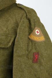 MVO uniform jasje Rode Kruis arts 1959 - maat 50 - origineel