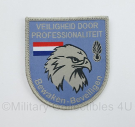 Kmar Bewaken Beveiligen embleem Veiligheid door Professionaliteit - klittenband - 8 x 7 cm - origineel