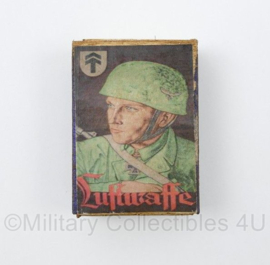 WO2 Duits luciferdoosje van echt hout - Luftwaffe Fallschirmjäger - 6 x 4 cm