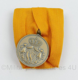 Defensie vroeg model Wilhelmina periode Trouwe dienst medaille in bronze - 5 x 4,5 cm - origineel
