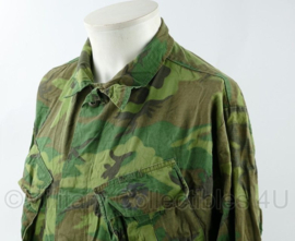 USMC US Marines Corps Jungle Fatigue shirt ERDL OPLIN uniform jas 1969 - maat Medium-Long - gedragen - origineel