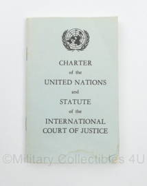 VN UN Charter of the United Nations and Statue of the International Court of Justice - origineel