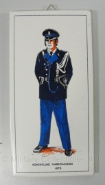 Tegel Koninklijke Marechaussee - kleding 1973 - origineel
