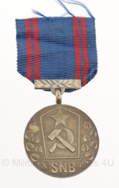 Tjechische SNB medaille For Service To Czech State Security - origineel - metaal - 4 x 8 cm