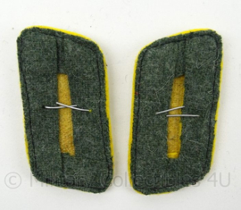 WO2 Duitse Heer Panzer kraagspiegels - met gele rand - afmeting 4 x 7,5 cm - replica