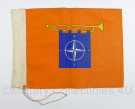 Defensie NATO  taptoe Arnhem vlag  - zeldzaam - Vroeg model - Jaren 60 - 46 x 33 cm - origineel