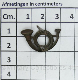 Posthoorn insigne metaal - 2,5 x 1,5 cm - origineel