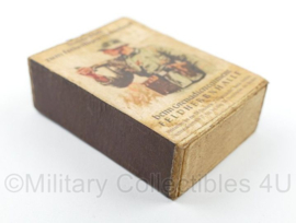 WO2 Duits luciferdoosje van echt hout - Wehrdienst Grenadierregiment Feldherrnhalle - 6 x 4 cm