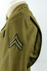 WO2 US Army Class A jacket 1942 - Rang Corporal - maat 35R = NL maat 45R = XS - origineel