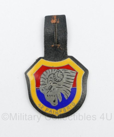 Defensie 42 PAINFBRIG 42 Pantserinfanterie Brigade borsthanger - 7 x 4,5 cm - origineel