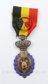 Zilveren Belgische Arbeidersmedaille- Insigne medaille Dus decoration du Travail de 2e Classe habilete Moralite - met naam Verhoeven F.A.D.  - origineel