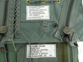 US Air Force life preserver pouches - ongelijk paar - origineel