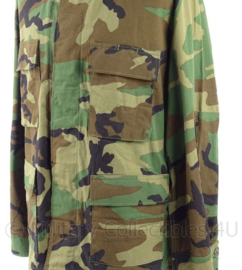 US Army  woodland uniform jas - splinternieuw - maat Large/x-short - origineel