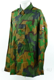 Korps Mariniers nieuwste model met borstzak  jungle camo permetrhrine basis jas - maat 8000/0005 - NIEUW - origineel