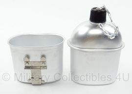 US M1942 OD veldfles hoes met aluminium fles en beker - replica