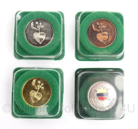 Sloveense militaire insigne set Slovenska Vojska (4 stuks) in originele doosjes - origineel