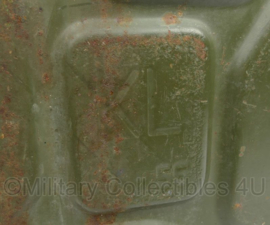 KL Nederlandse leger jerrycan 1955 - 84 x 14 x 47 cm - origineel