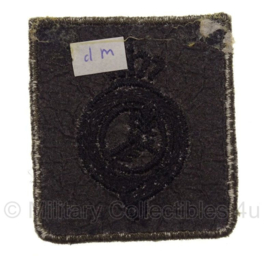 KL Nederlandse leger DT brevet Uitmuntend voertuigbestuurder - 4,5 x 5 cm - origineel