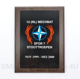 KL Nederlandse leger 13 NL MECHBAT SFOR 7 Stoottroepen wandbord - 20,5 x 15,5 x 1,5 cm - origineel