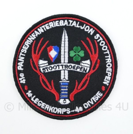 KL Nederlandse leger 41e Pantserinfanteriebataljon Stoottroepen 1e Legerkorps - 4e Divisie embleem - met klittenband - diameter 9 cm