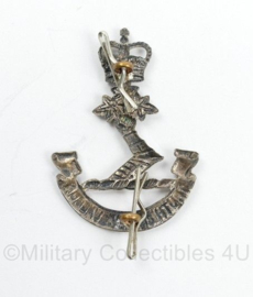 Canadese  cap badge Royal Military College of Canada - Queens Crown - 5 x 3,5 cm - origineel