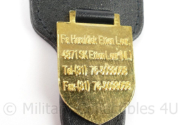 UN SVV-OCMAN borsthanger - 9 x 4 cm - origineel