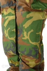 NL Marine Sniper Trouser merk Arktis C121 Korps Mariniers Woodland voor snipers SLA - maat 38/96 - nieuw - origineel