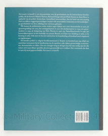 Boek "Voorwaarts in Bataille - Een eeuw bereden politie in Amsterdam" - 22 x 1,5 x 27 cm