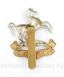WO2 Britse cap badge Kings Regiment Liverpool - 5 x 4 cm -  origineel