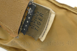 Tasmanian Tiger TT Warrior Belt LC Coyote met pistool spiraal koord  - 94 cm lang - origineel