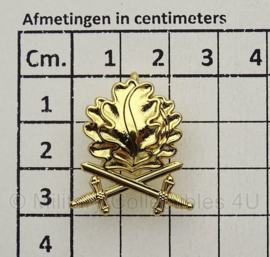 WO2 Duits Eikenloof met zwaarden in GOUD voor het ridderkruis  - Eichenlaub zum Ritterkreuz - gestempeld "L50" en "SILBER" replica