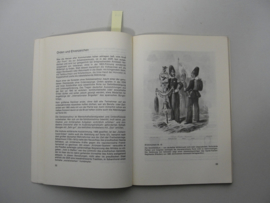 Boek 'Nationale Tradition in sozialistischen Armeen'