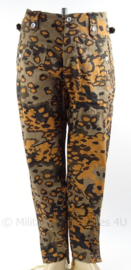 WO2 Duitse SS M43 Herfst camo eichentarn set jas én broek - maat Medium t/m XXL - replica