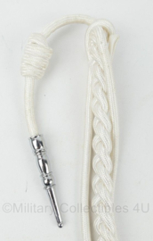 Witte nestel met zilveren nestelpen - 82 x 3 cm - origineel
