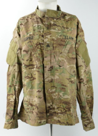 US Army Multicam BDU Coat Utility Army Combat Uniform - met emblemen Sergeant Lopez - maat Extra Large Regular - gedragen - origineel