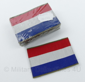 Defensie uniform vlag originele versie voor NFP & multicam uniform - met klittenband - 9  x 6 cm.  - ongedragen -  origineel