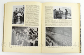 WO2 Duits zigarettenbilder album plaatjes fotoboek Adolf Hitler - zeldzame omslag - afmeting 31 x 25 cm - origineel