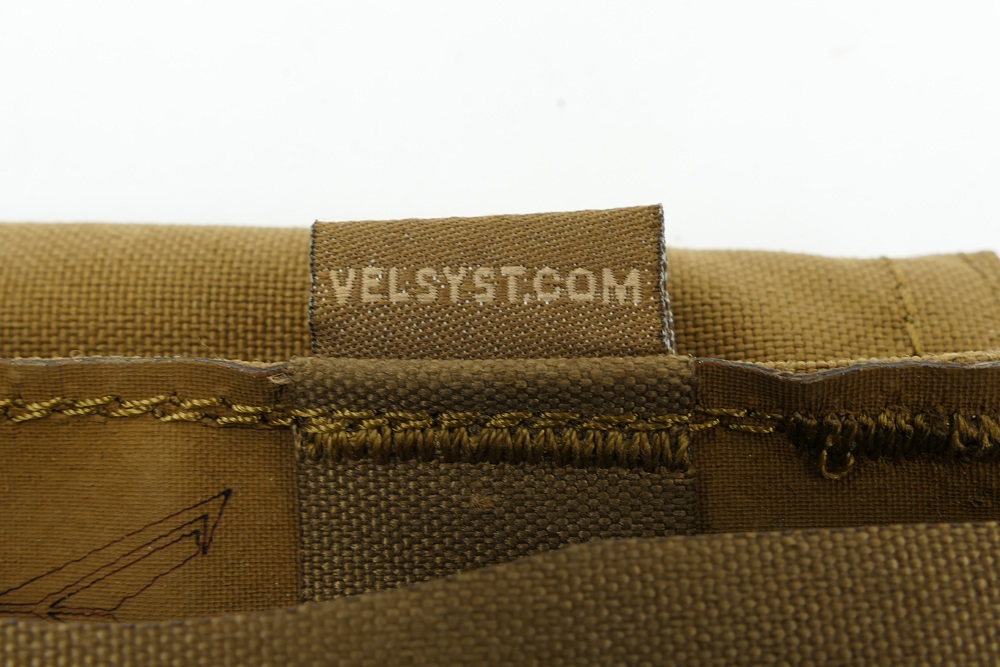 Velocity Systems VPB-10 Helium Whisper Single M4/5.56 Magazine Pouch, Open Top Coyote - 8½ x 3½ x 15 cm - licht gebruikt - origineel