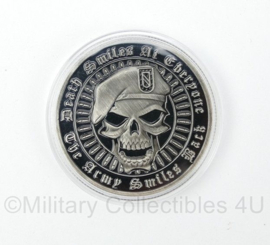 US Army Death Smiles at Everyone The Army Smiles Back coin - diameter 4,5 cm