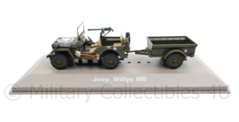Decoratieve gedetailleerde Willys MB jeep met aanhanger op schaal - 8 x 18,5 x 7,5 cm - origineel
