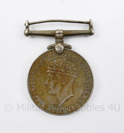 WO2 Britse War Medal 1939 1945 met lint - 4 x 5 cm - origineel