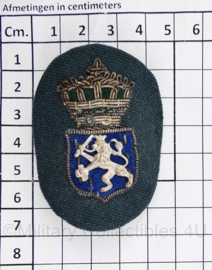 Nederlandse Ambtenaar pet insigne Je Maintiendrai - 7 x 4,5 cm - origineel