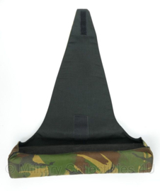 KL Nederlandse leger telescoop opbergtas Woodland camo - 47 x 11 x 9 cm - gebruikt - origineel