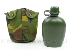 KL Veldfles met RVS beker en Woodland hoes - MOLLE - 750 ml - model voor aan het OPS vest - origineel