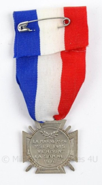 Franse medaille Journee du Poilu 1915 25-26 Decembre - zilverkleurig - afmeting 3,5 x 9 cm - origineel