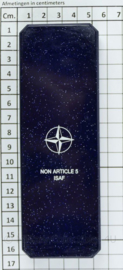 Nederlandse Defensie en NATO ISAF non article 5 medaille doosje met ribbon- origineel