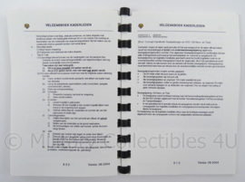 KL Landmacht Bevoorrading en Transport Bataljon veldzakboek en instructiekaart stress set - afmeting 16 x 11 cm - origineel